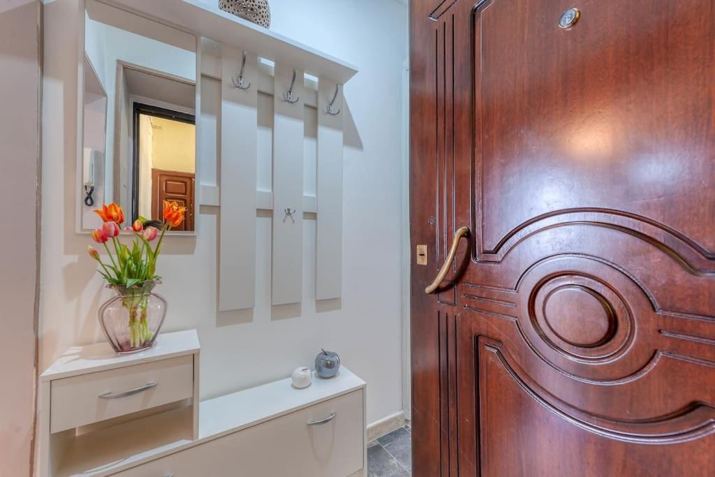 Apartment Nest 27 *