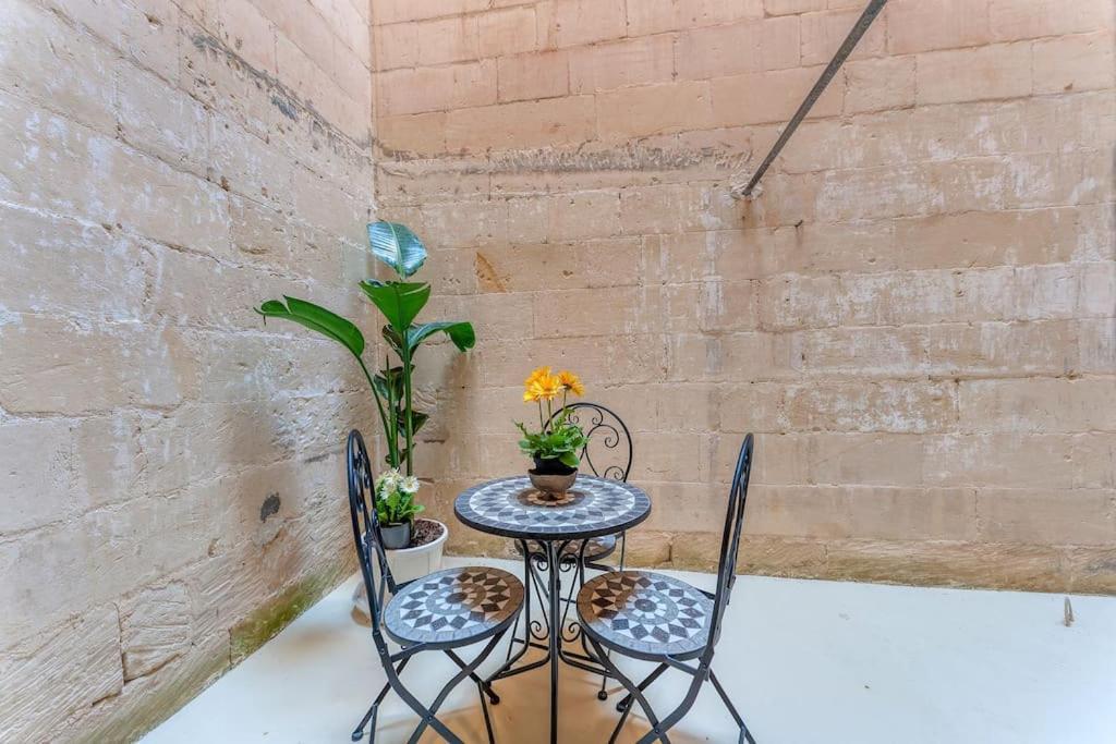 Nest 27 * Lecce